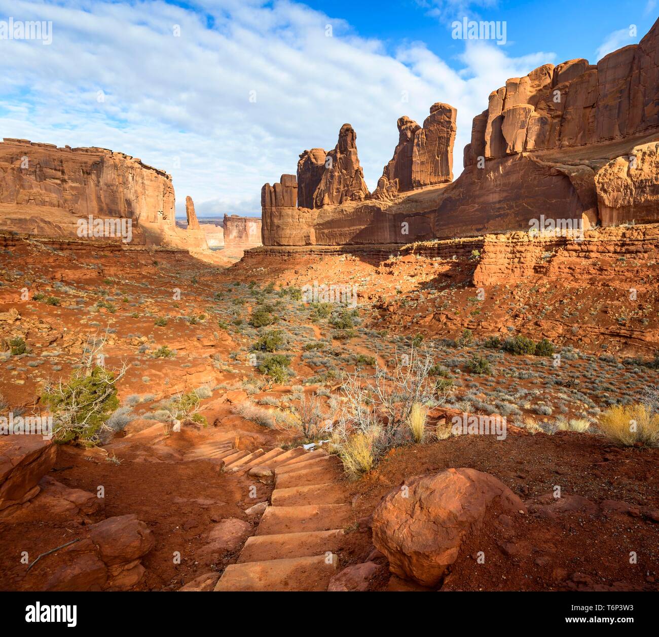 Park Avenue Trail, Rock formation of the Courthouse Towers, Arches National Park, Utah, USA Stock Photo