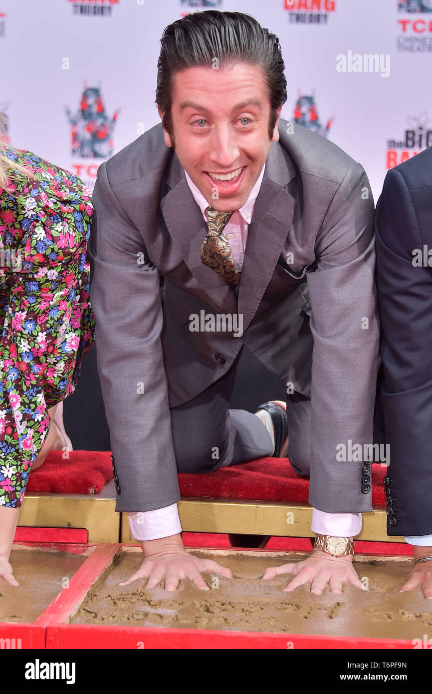 Hollywood, United States. 01st May, 2019. HOLLYWOOD, LOS ANGELES,  CALIFORNIA, USA - MAY 01: Simon Helberg attends The Cast Of 'The Big Bang  Theory' Place Their Handprints In The Cement At The