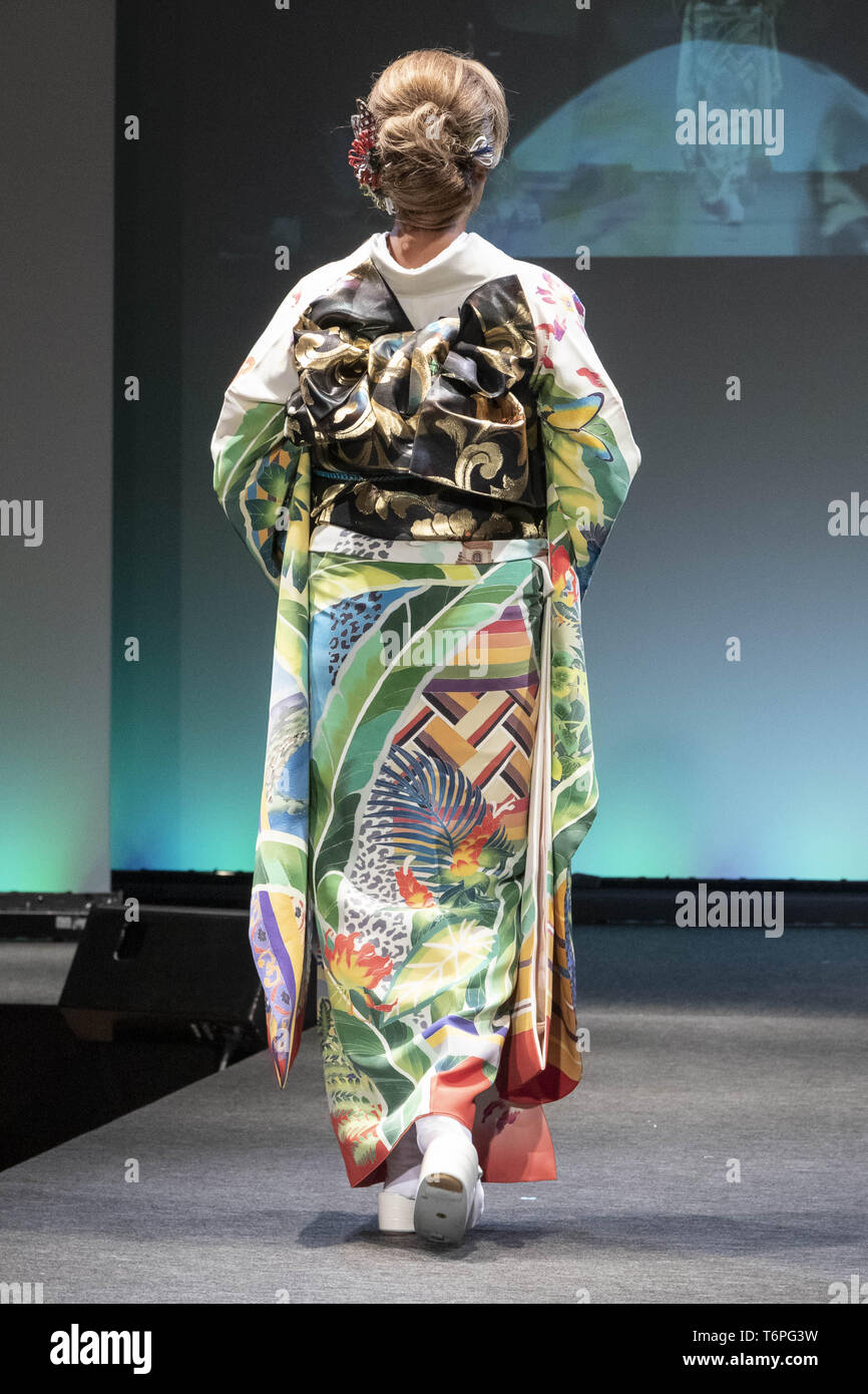 Tokyo, Japan. 2nd May, 2019. A model dressed up a Japanese kimono