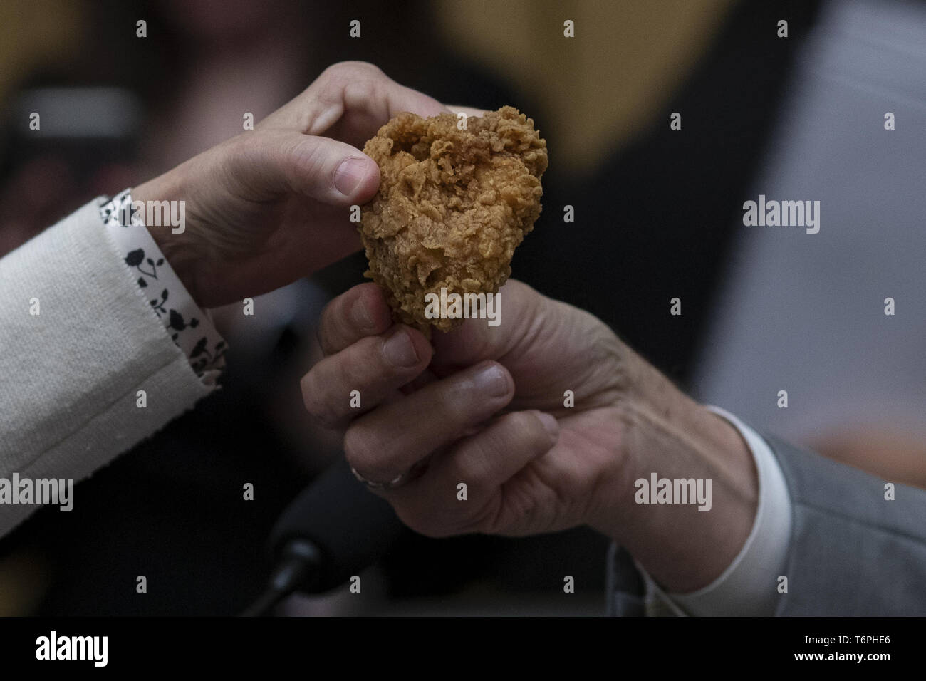 Katie hill democrat hi-res stock photography and images - Alamy