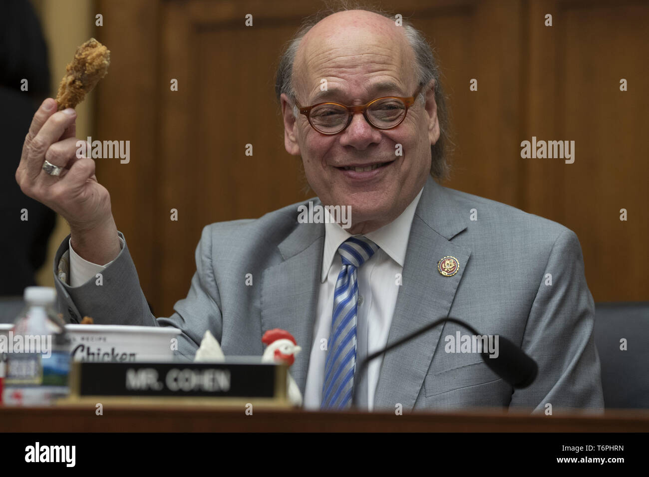 Washington, District of Columbia, USA. 2nd May, 2019. Representative Steve  Cohen, Democrat of Tennessee, holds a piece of chicken from a bucket of  Kentucky Fried Chicken he brought with him prior to