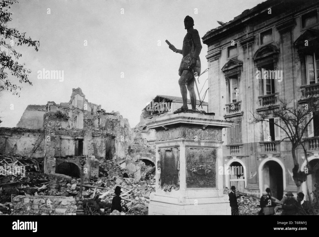 Earthquake 1908 italy messina hires stock photography and images Alamy
