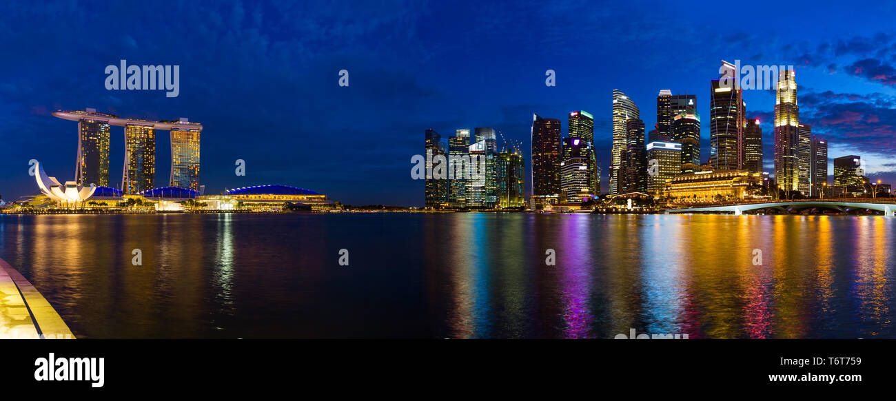 Singapore high street hotel hi-res stock photography and images - Alamy