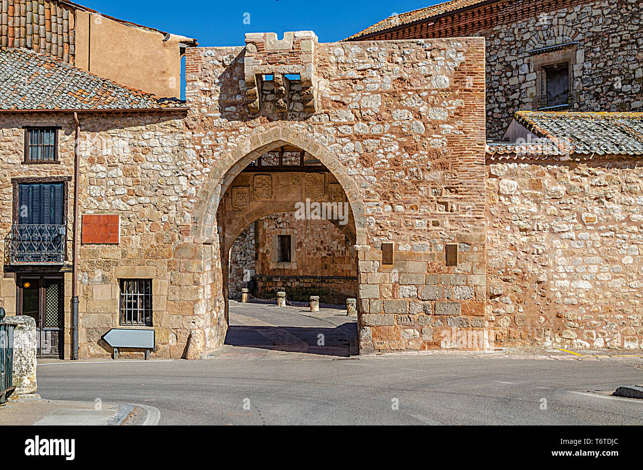 gateway to the medieval town of ayllon. segovia Spain Stock Photo