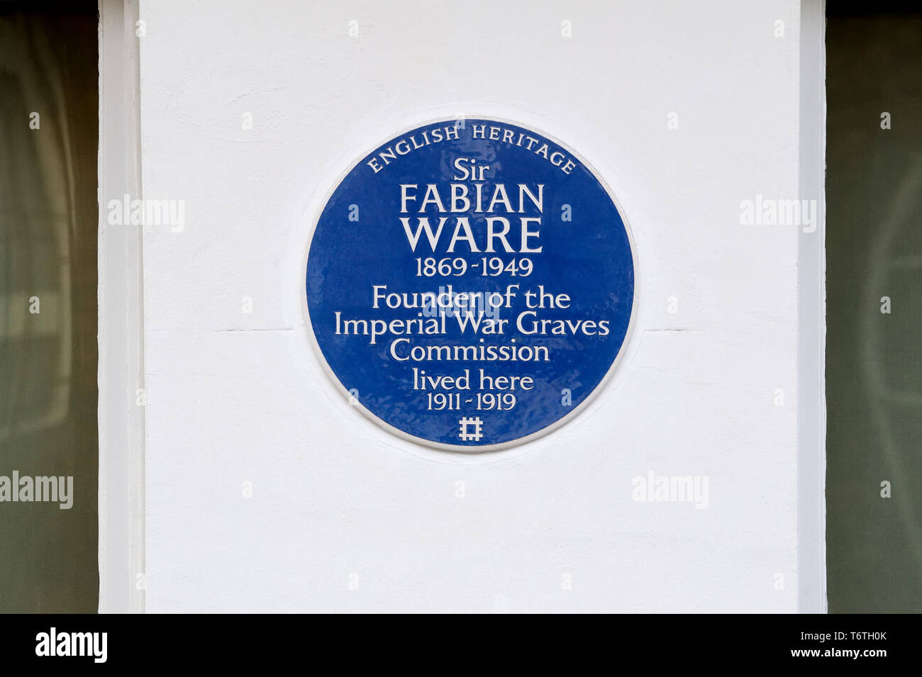 London, England, UK. Commemorative Blue Plaque: Sir Fabian Ware (1869-1949) Founder of the Imperial War Graves Commission lived here 1911-1919. 14 W... Stock Photo