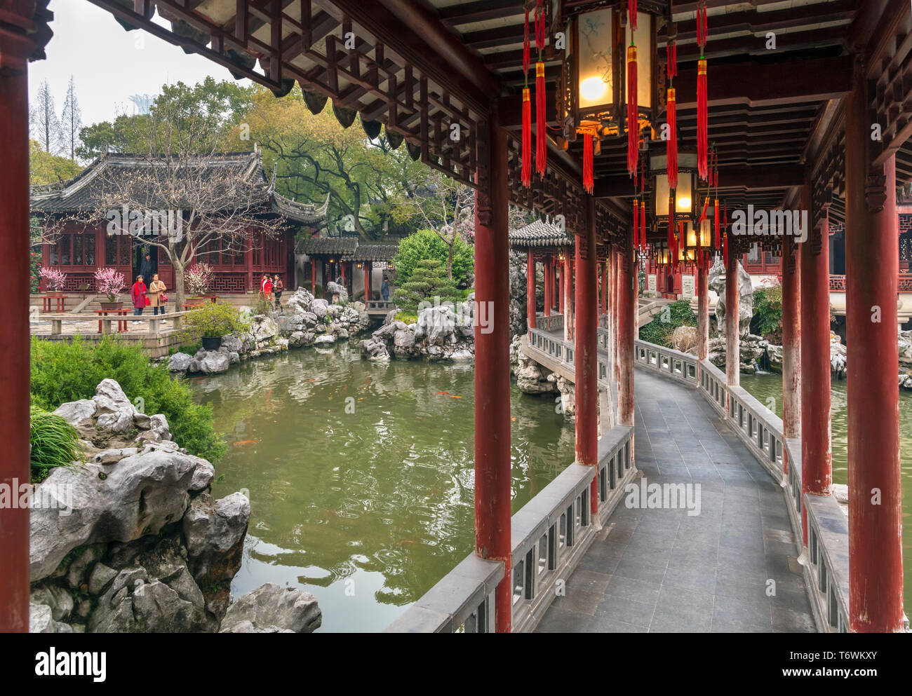 Yuyuan Gardens Also Yu Garden Or Yuyuan Garden Old City Shanghai China Stock Photo Alamy