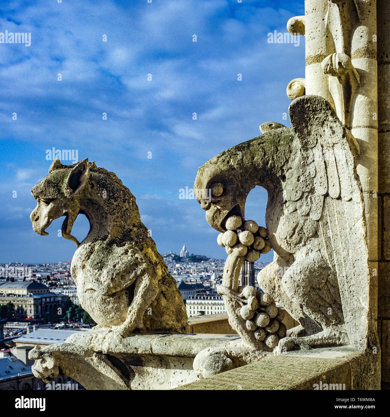 Grotesque gallery hi-res stock photography and images - Alamy