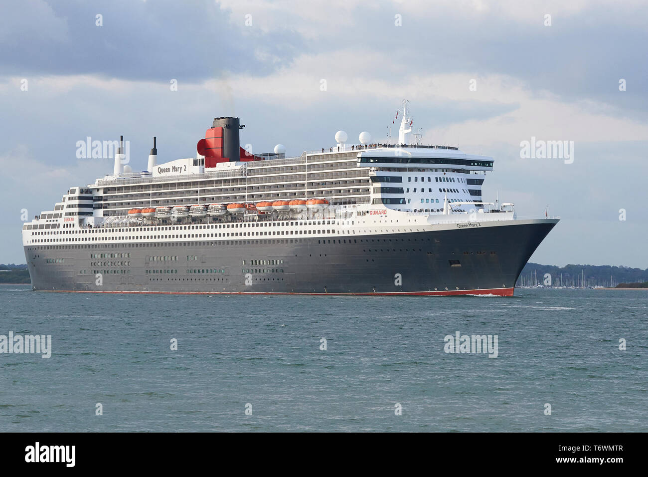 The Cunard Line, Transatlantic Ocean Liner, RMS QUEEN MARY 2, Sailing Out Of The Port Of Southampton, UK. Bound For New York, 28 April 2019. Stock Photo