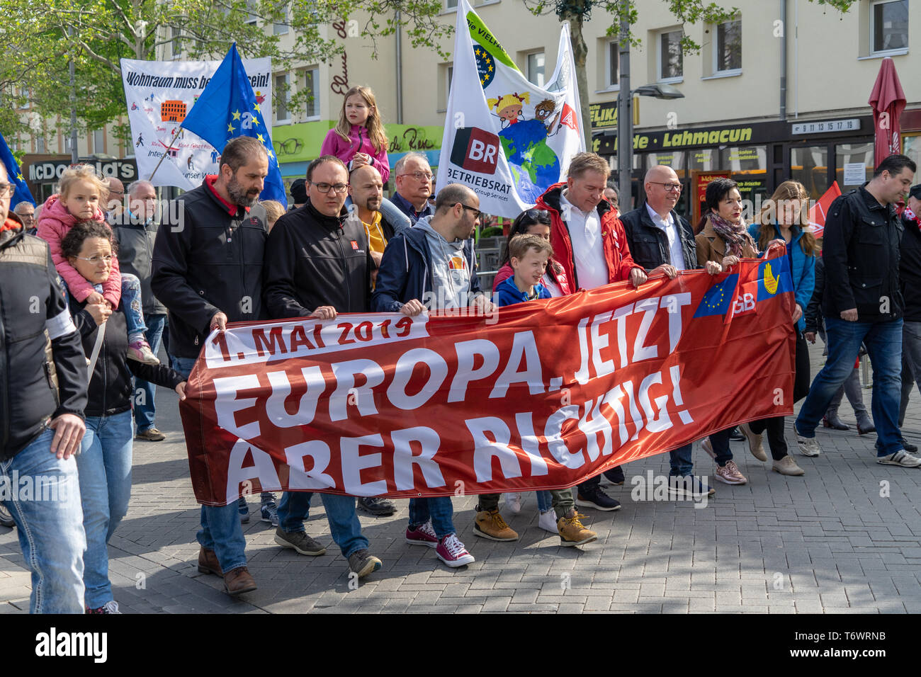 Wolfsburg, Germany, May 1, 2019: Demonstrators at the May 1 demonstration carry a banner with the inscription 'Europe, but now properly' in front of t Stock Photo