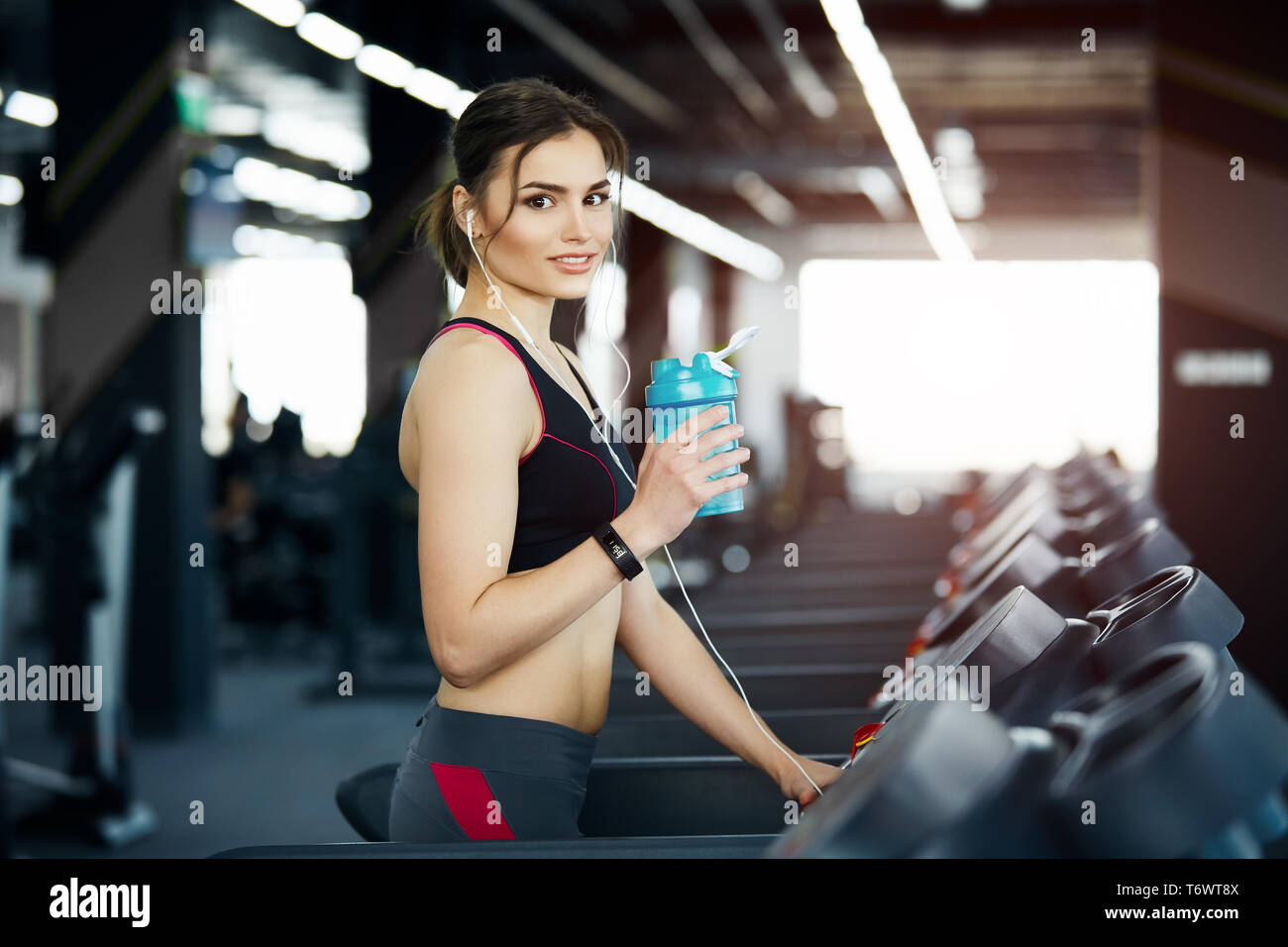 Fit Girl With Red Short Hair In Gym Stock Photo 245200954 Alamy