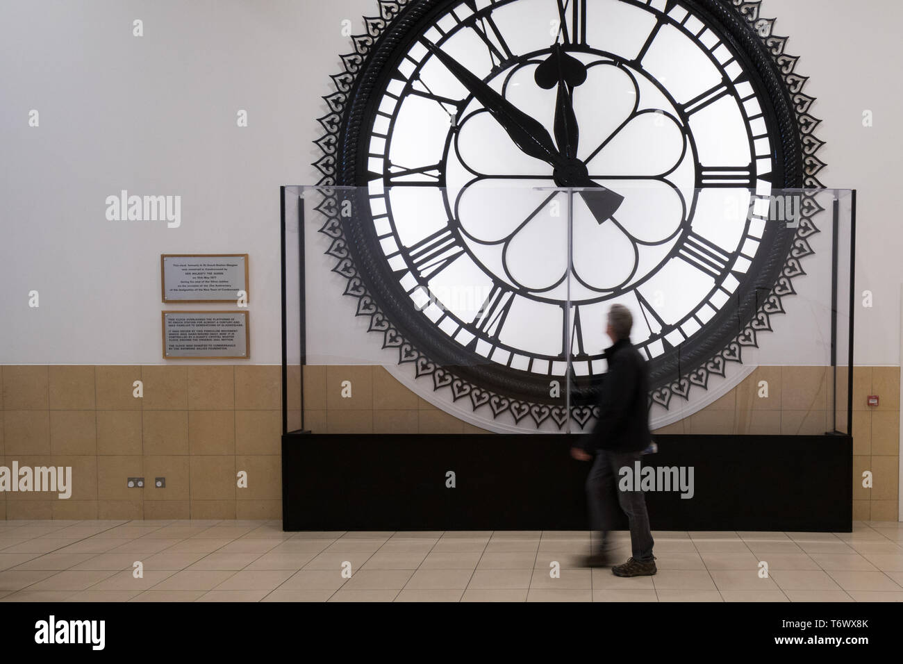 Film Centre High Resolution Stock Photography And Images Alamy Film Centre High Resolution Stock Photography And Images Alamy