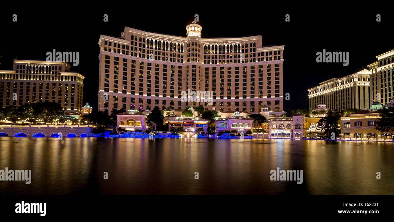 world famous fountain water show in las vegas nevada Stock Photo Alamy