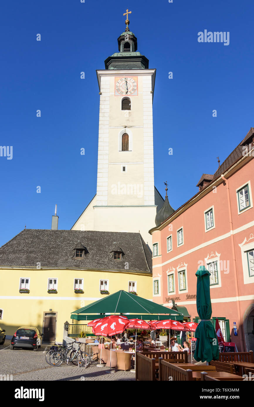 Grein: square Stadtplatz, church in Donau, Oberösterreich, Upper Austria, Austria Stock Photo