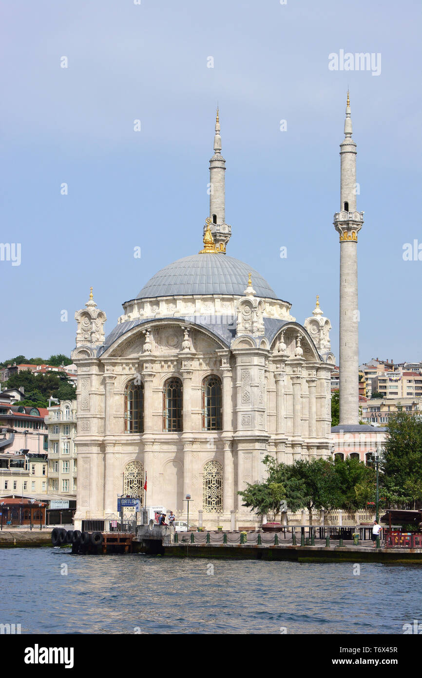 Ortakoy Mosque, Istanbul, Turkey Stock Photo Alamy