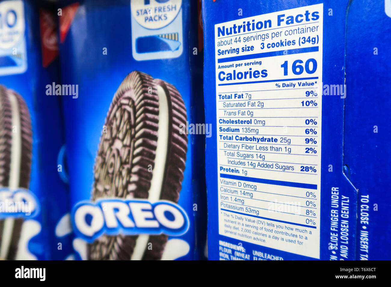 Oreo Logo High Resolution Stock Photography And Images Alamy Oreo Logo High Resolution Stock Photography And Images Alamy