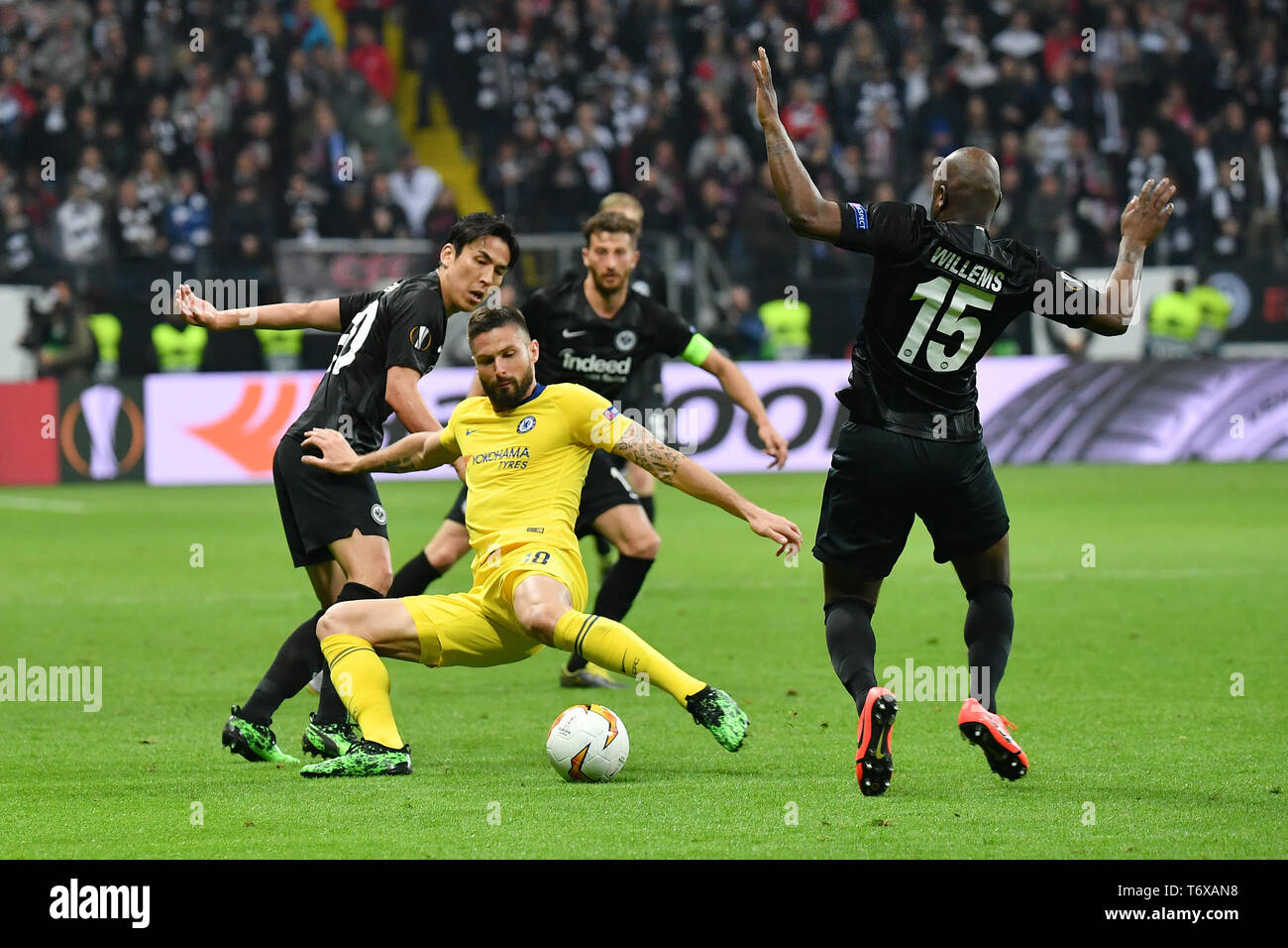 Frankfur, Germany. 2nd May, 2019. Hasebe Makoto (1st L) and Jetro Willems (1st R) of Frankfurt vie with Olivier Giroud (2nd L) of Chelsea during the UEFA Europa League semifinal first leg match between Eintracht Frankfurt and Chelsea FC in Frankfurt, Germany, on May 2, 2019. The match ended in a 1-1 draw. Credit: Ulrich Hufnagel/Xinhua/Alamy Live News Stock Photo