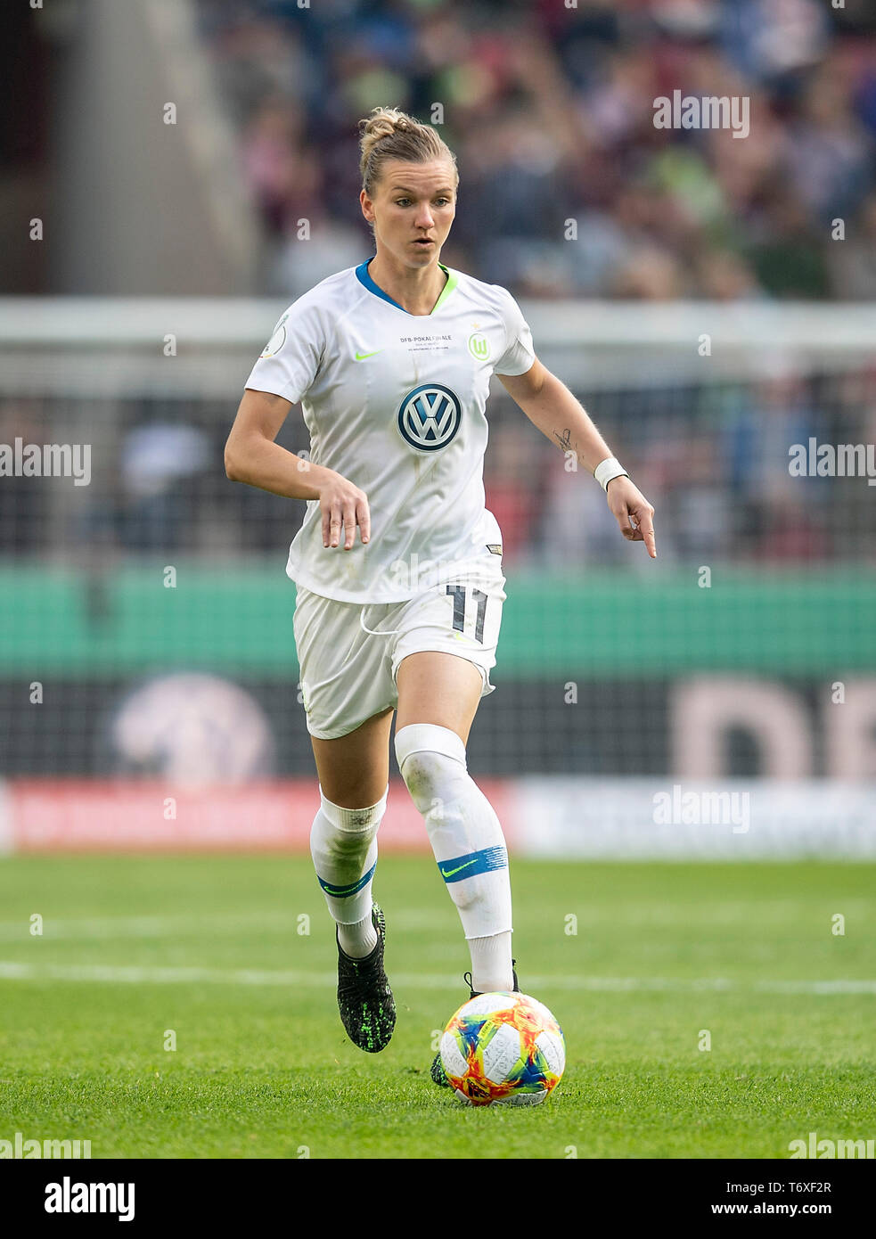 Cologne, Deutschland. 01st May, 2019. Alexandra POPP (WOB) action. Wolfsburg (WOB) - SC Freiburg (FR) 1: 0, on 01.05.2019 in Koeln/Germany. | Usage worldwide Credit: dpa/Alamy Live News Stock Photo