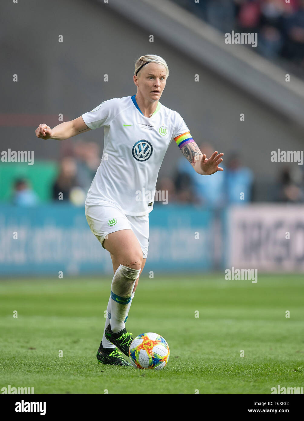 Cologne, Deutschland. 01st May, 2019. Nilla FISCHER (WOB) action. Wolfsburg (WOB) - SC Freiburg (FR) 1: 0, on 01.05.2019 in Koeln/Germany. | Usage worldwide Credit: dpa/Alamy Live News Stock Photo