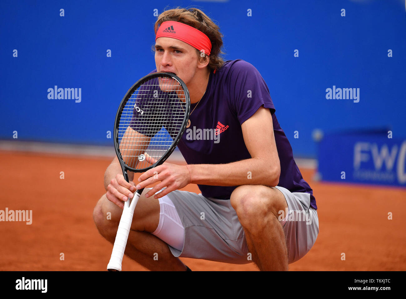 Munich, Germany. 03rd May, 2019. Alexander ZVEREV (GER), bites in Sienen  Schlaeger. Disappointment, frustrated, disappointed, frustratedriert,  dejected, action, single image, single cut motive, half figure, half  figure. Tennis BMW Open 2019 on