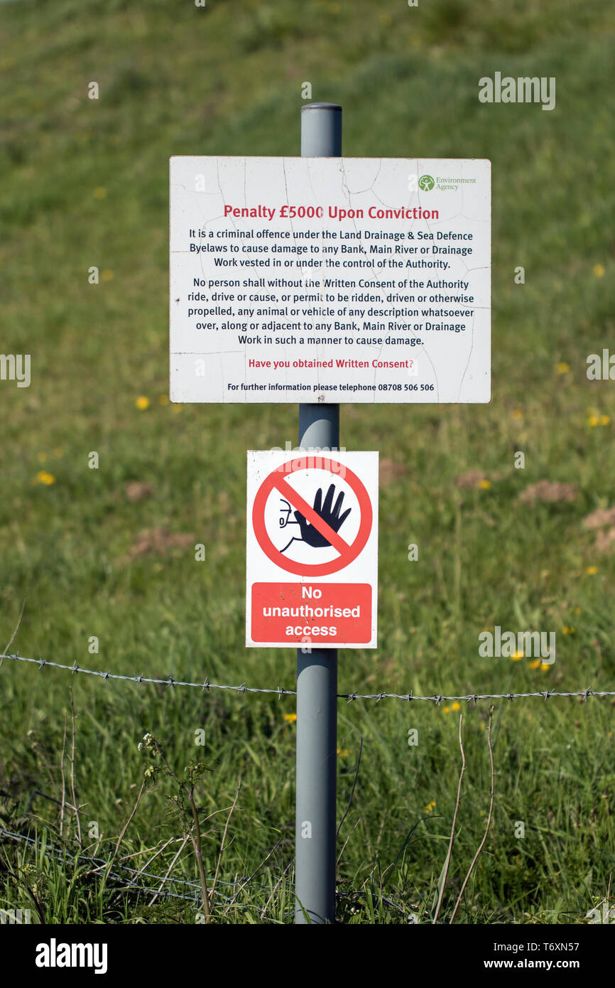 Environment Agency sign, near Pymoor, Cambridgeshire, England, UK Stock Photo