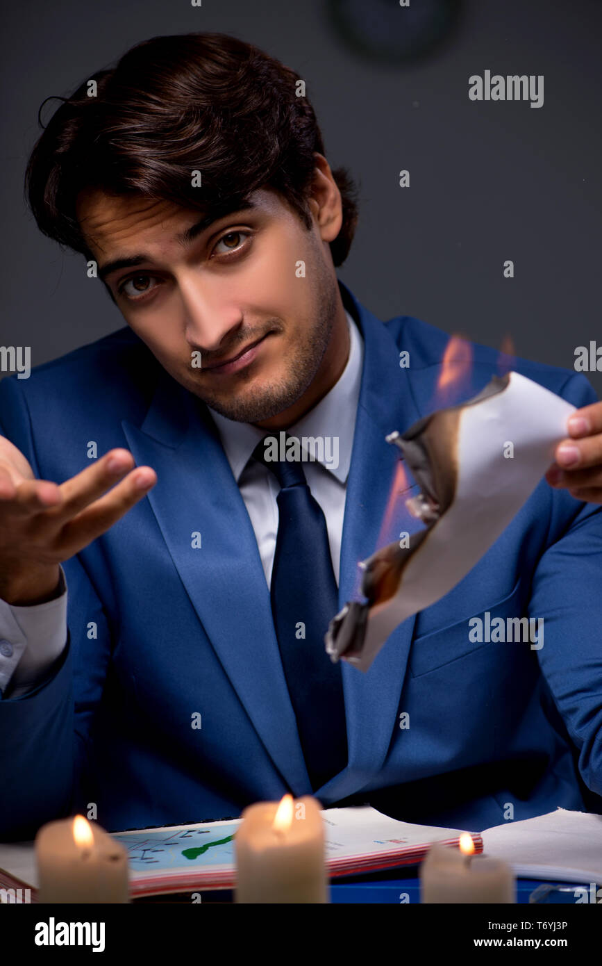 Destroying evidence hi-res stock photography and images - Alamy