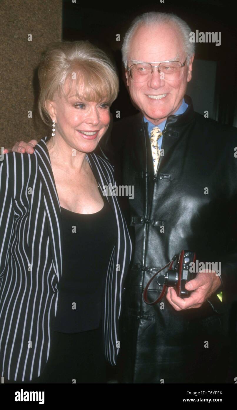 Barbara Eden and Larry Hagman 2001 Photo By John Barrett/PHOTOlink