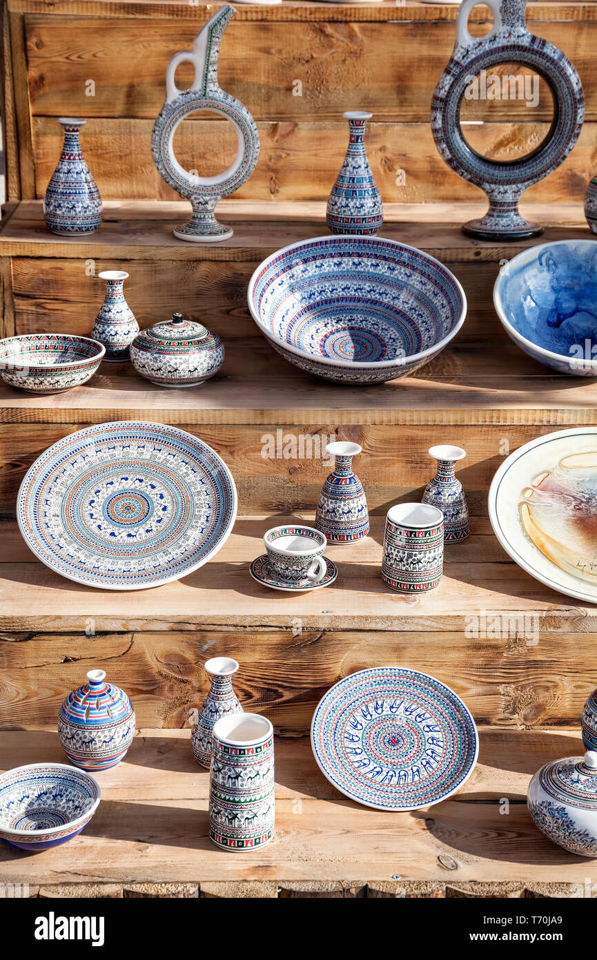 Ceramic art plates hires stock photography and images Alamy