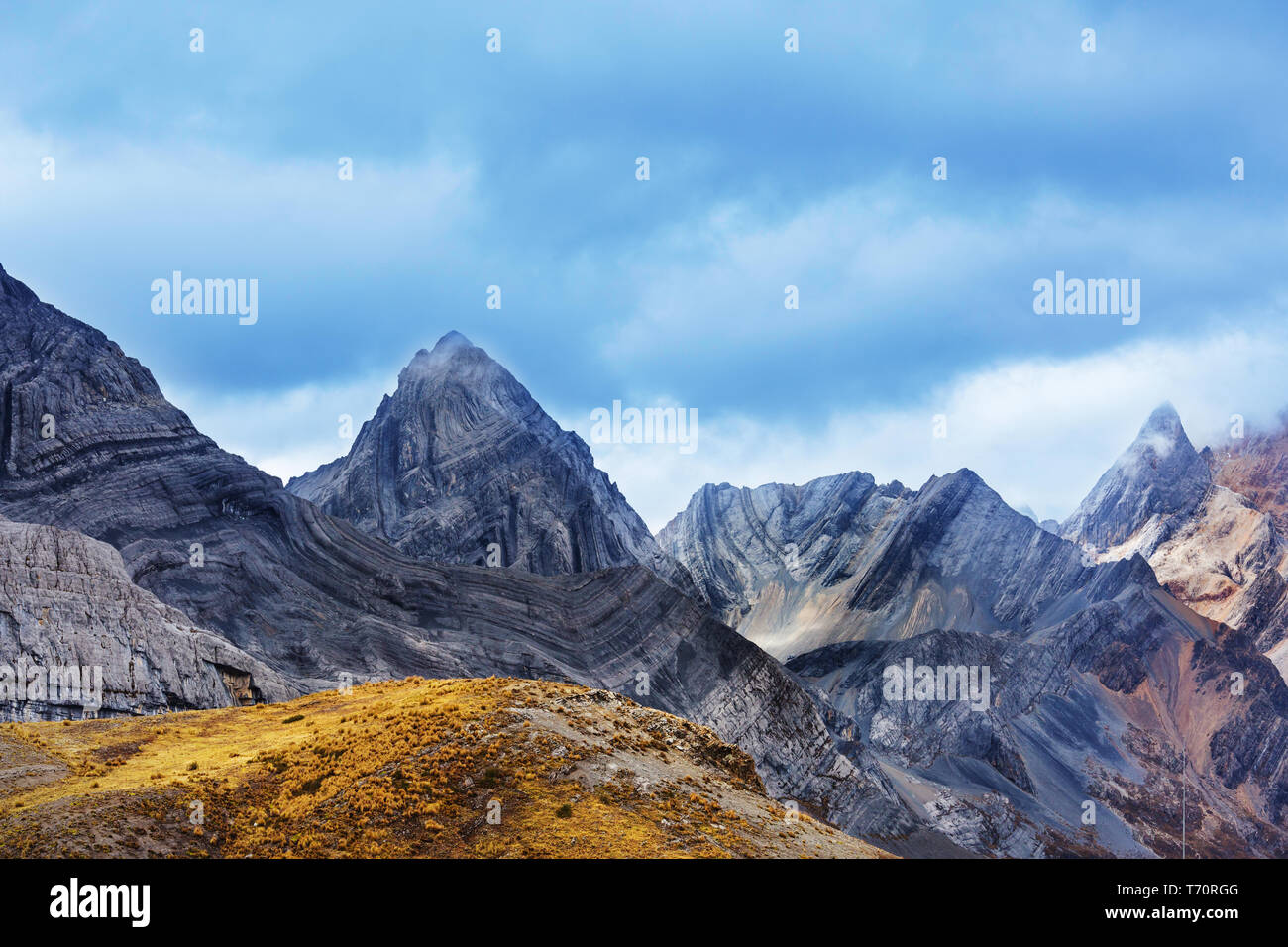 Peru Huaraz Andes Alpamayo High Resolution Stock Photography and Images ...