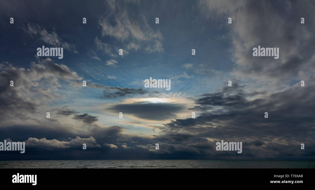 Stormy sea sky hi-res stock photography and images - Alamy