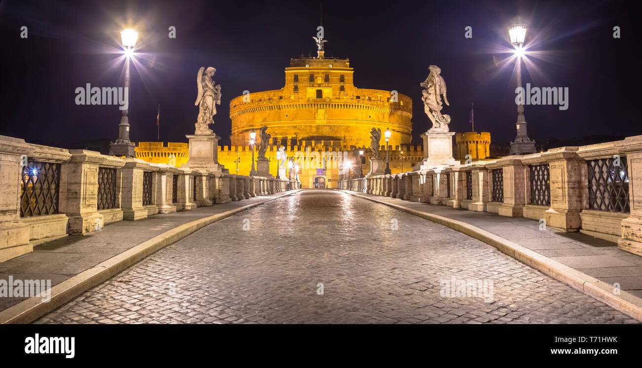 Rome by night - Sant'angelo Castle bridge Stock Photo - Alamy