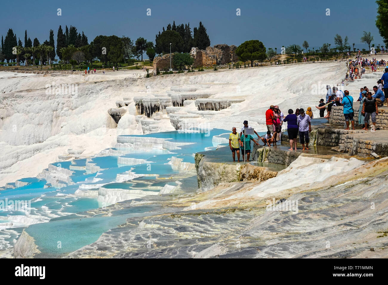 tourists-at-pamukkale-hot-springs-and-travertine-pools-unesco-world