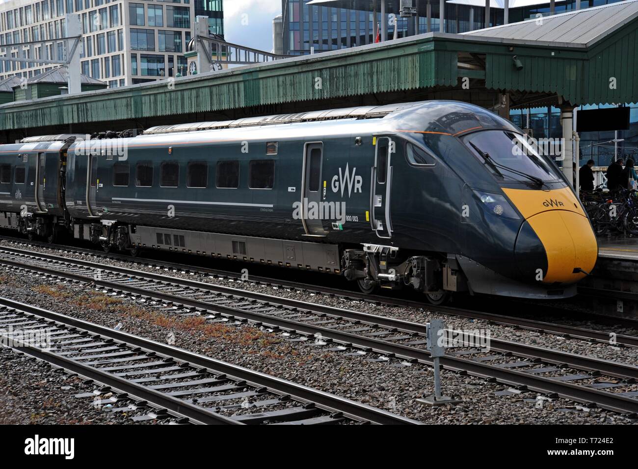 Gwr class 800 hi-res stock photography and images - Alamy