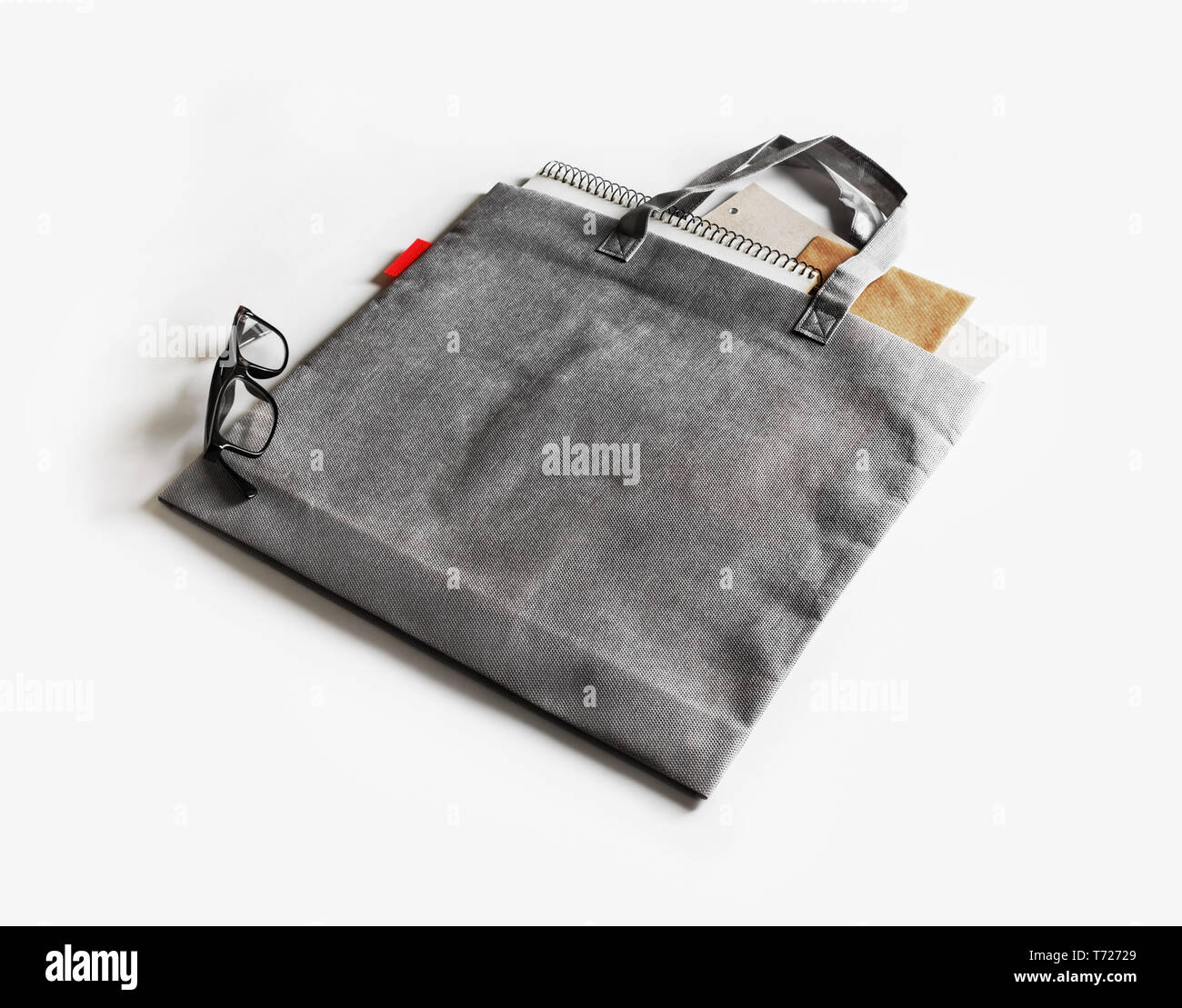 Blank Shopping Bag Stock Photo Alamy Blank shopping bag stock photo alamy