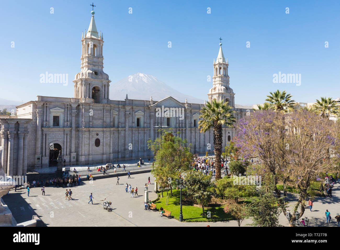 basilica cathedral of Arequipa and volcan Misti Peru Stock Photo