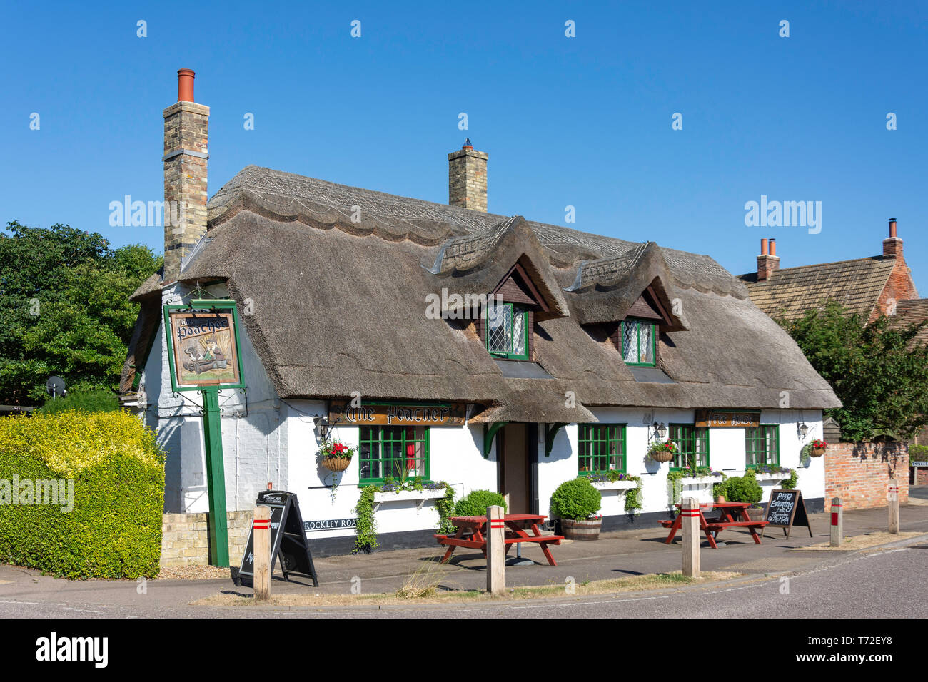 The Poacher Pub, Brockley Road, Elsworth, Cambridgeshire, England, United Kingdom Stock Photo