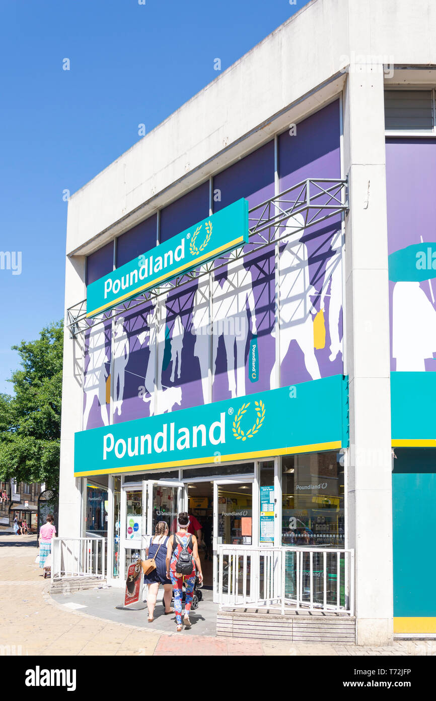 Entrance to Poundland discount shop, The Hereward Cross Shopping Centre, Broadway, Peterborough, Cambridgeshire, England, United Kingdom Stock Photo