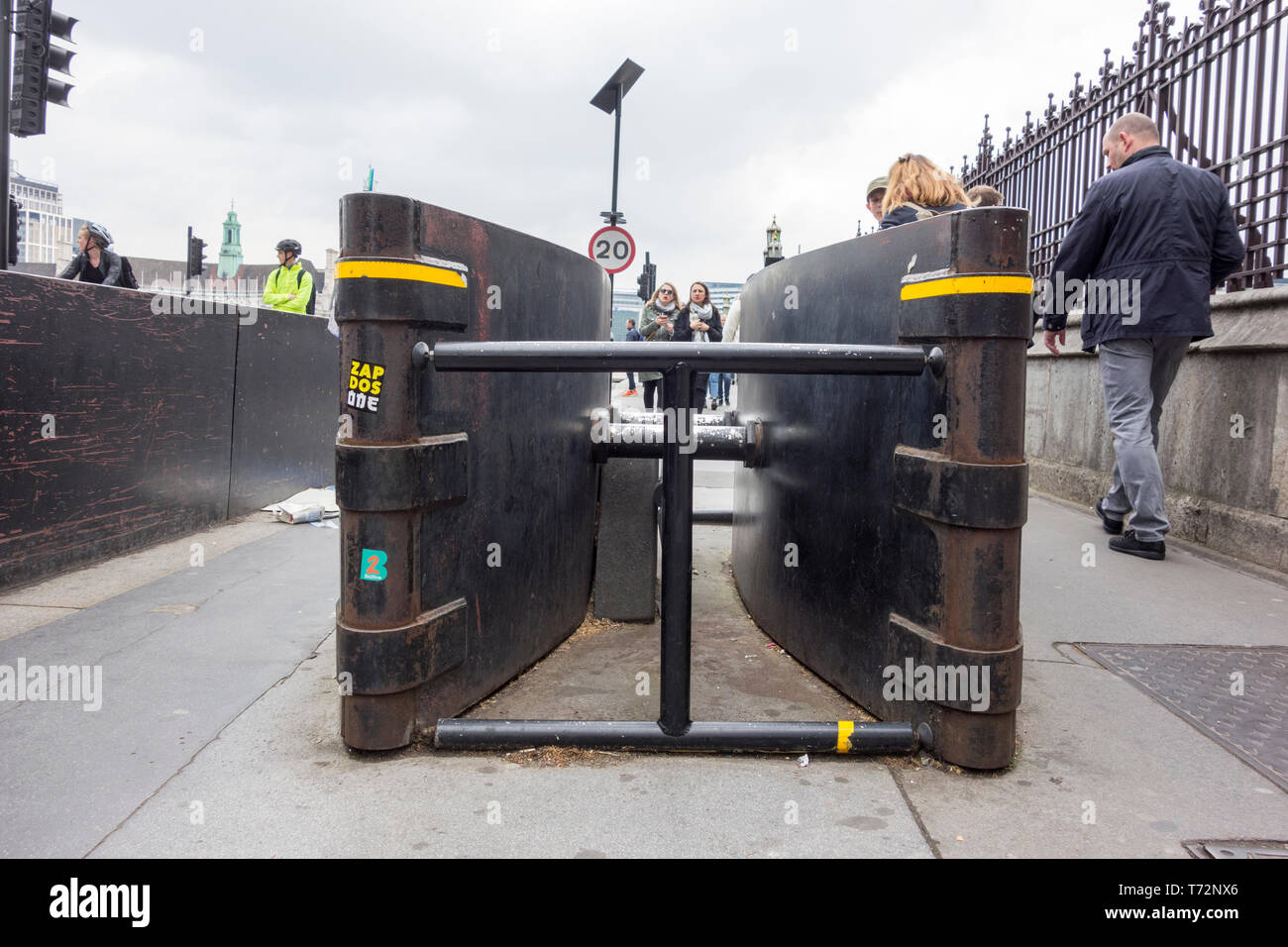 Security barriers westminster bridge hires stock photography and