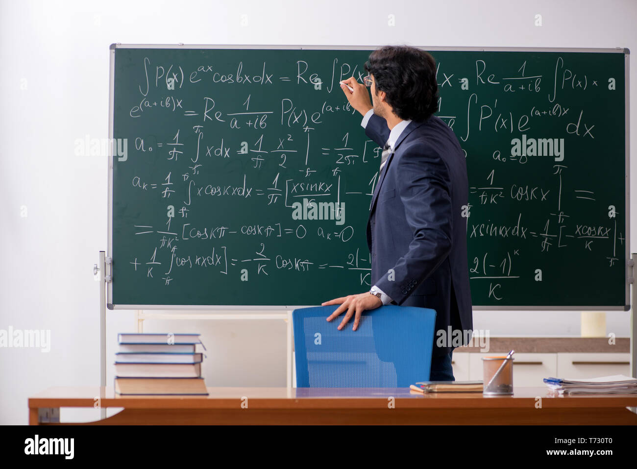 Test classroom rear hi-res stock photography and images - Alamy