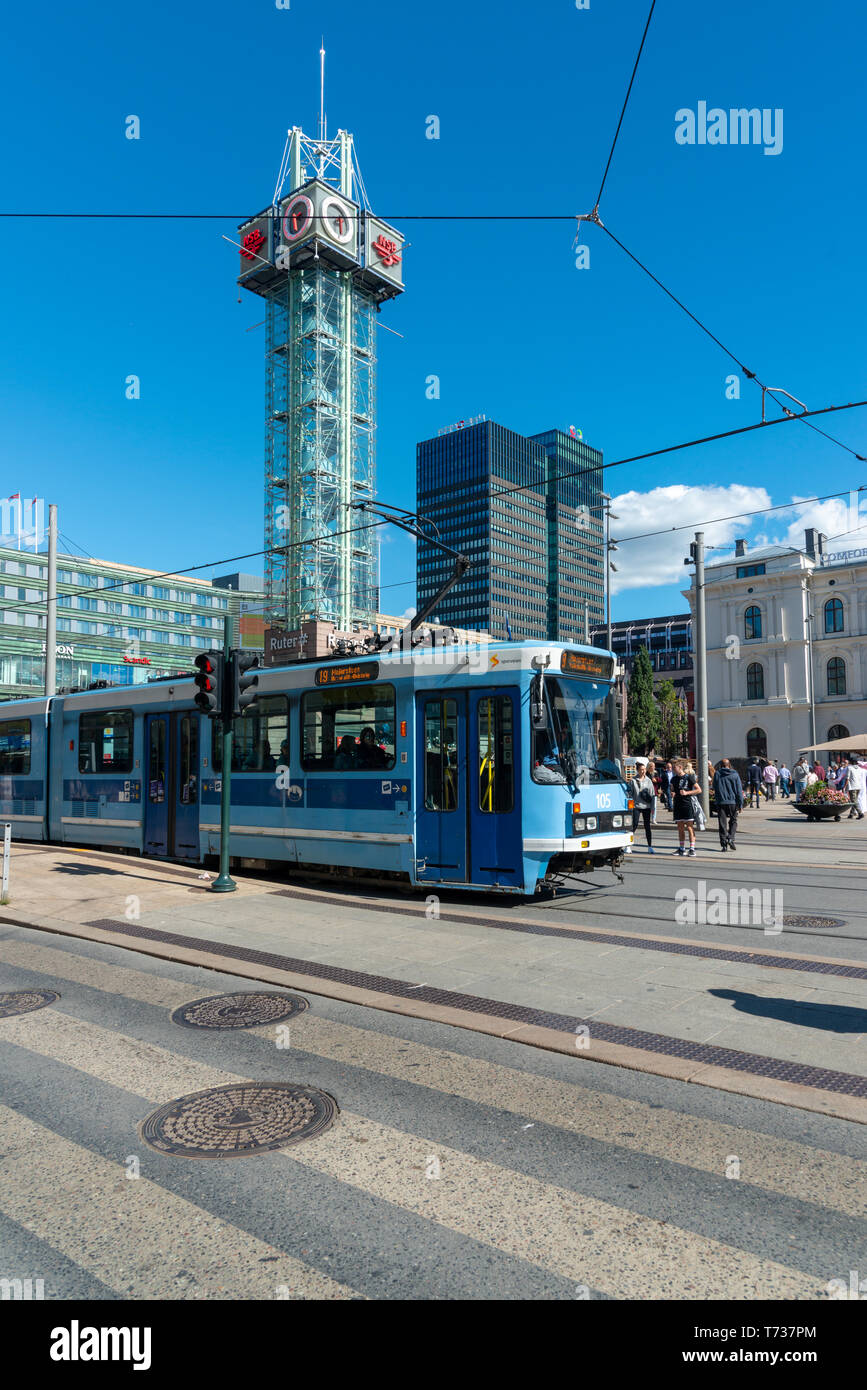 Ruter Help Center (Public Transport), Ruters Kundesenter, Jernbanetorget,  Oslo, Norway Stock Photo - Alamy