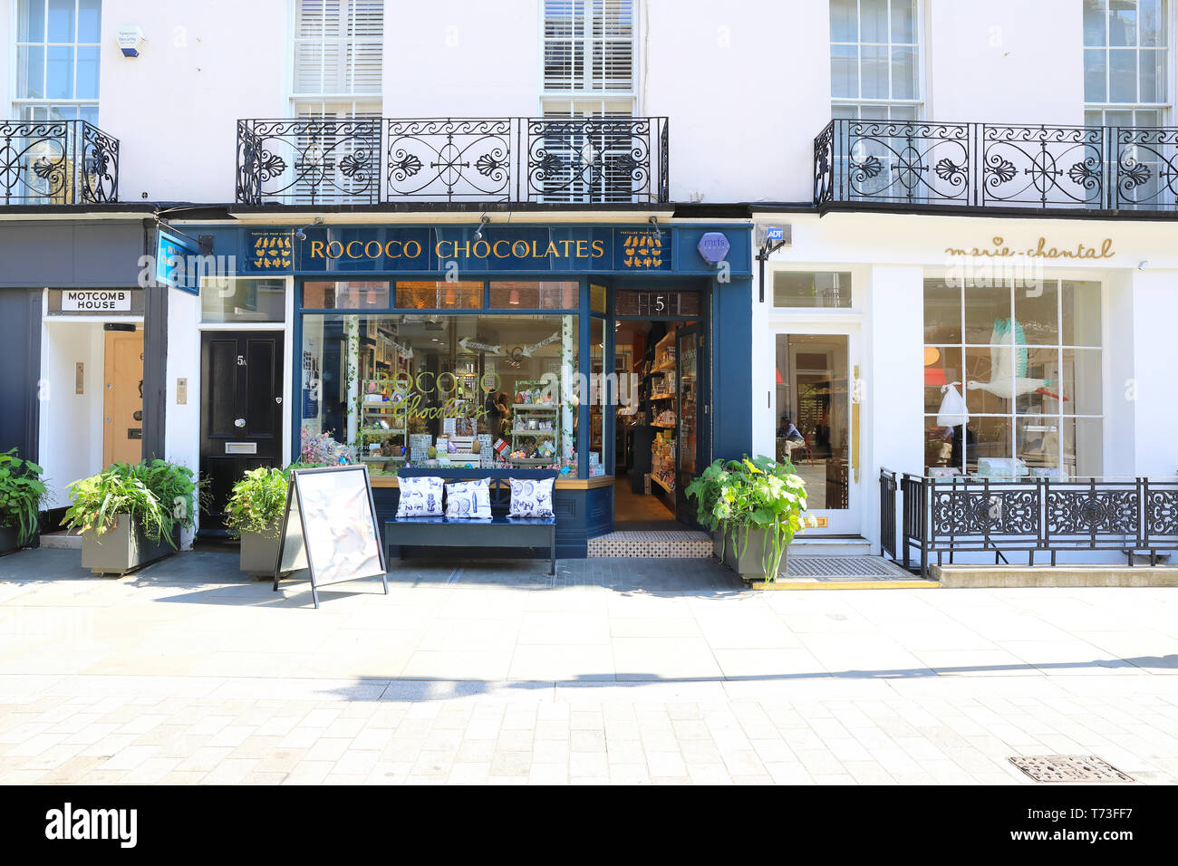 French chocolatier Rococo Chocolates shop on stylish Motcomb Street, in stylish Belgravia, London SW1, UK Stock Photo