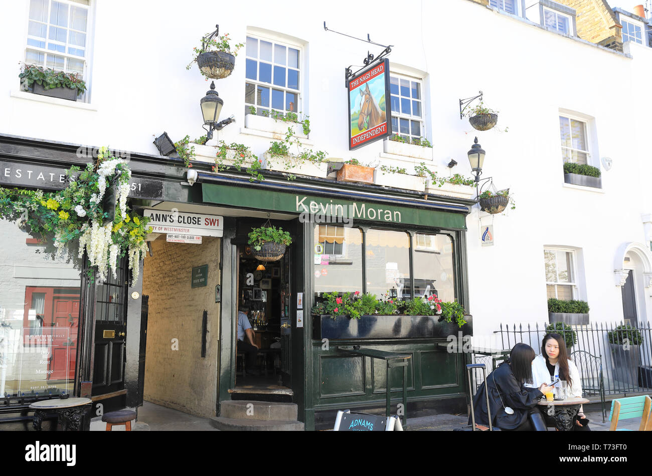 The Nag's Head, a charming and traditional English pub on Kinnerton Street in Belgravia, London SW1X, UK Stock Photo