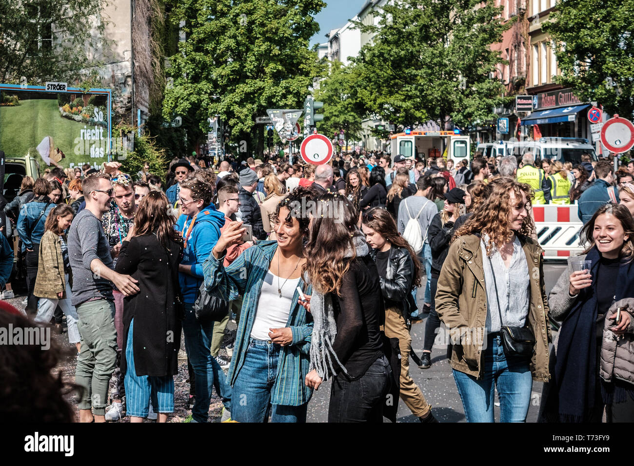 Multicultural feast hires stock photography and images Alamy