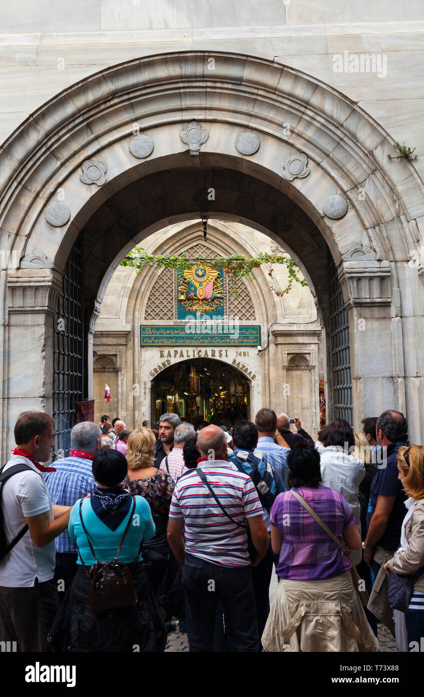 Puerta de entrada Nuruosmaniye. Gran Bazar, Estambul, Turquía, Stock Photo