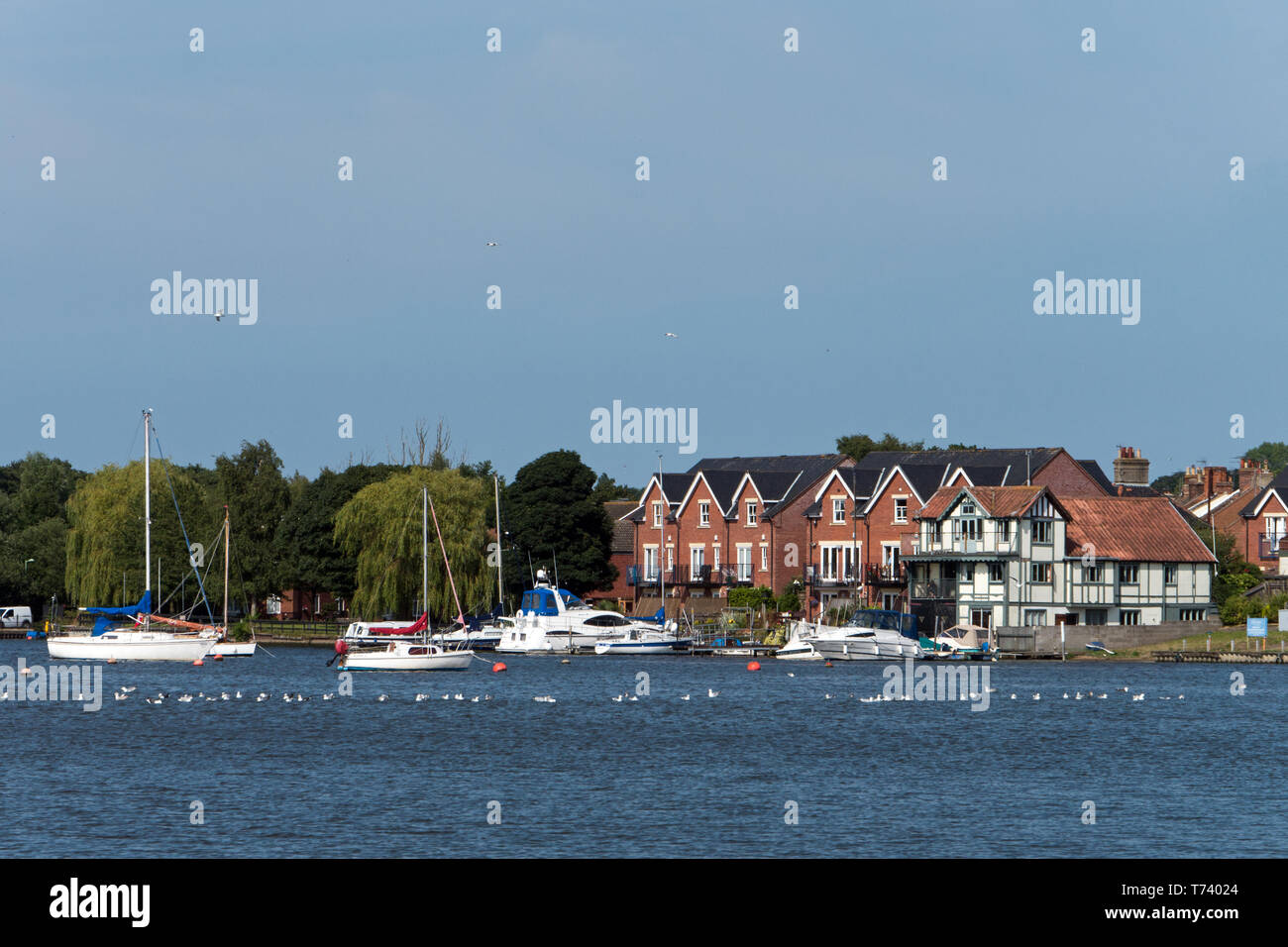 Oulton Broad, the southern gateway to the Broads National Park, Lowestoft, Suffolk, England, UK, Stock Photo