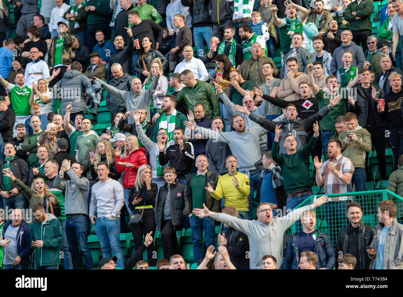 Hibs vs Hearts, Easter Road Stadium, Police, G4S security control room feature, Fans Stock Photo
