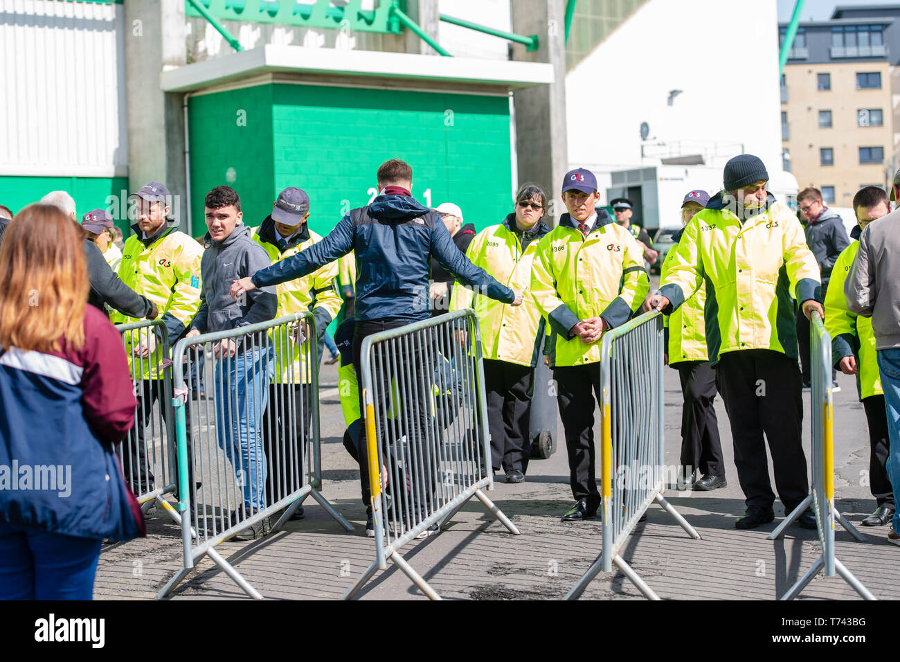 Hibs vs Hearts, Easter Road Stadium, Police, G4S security control room feature, Fans Stock Photo