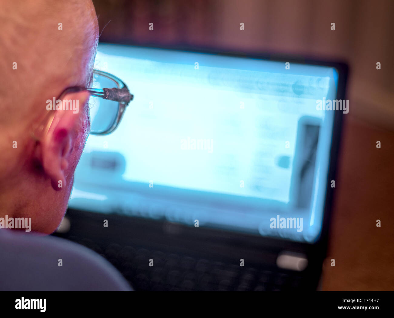 An elderly man of 93 years hi-res stock photography and images - Alamy