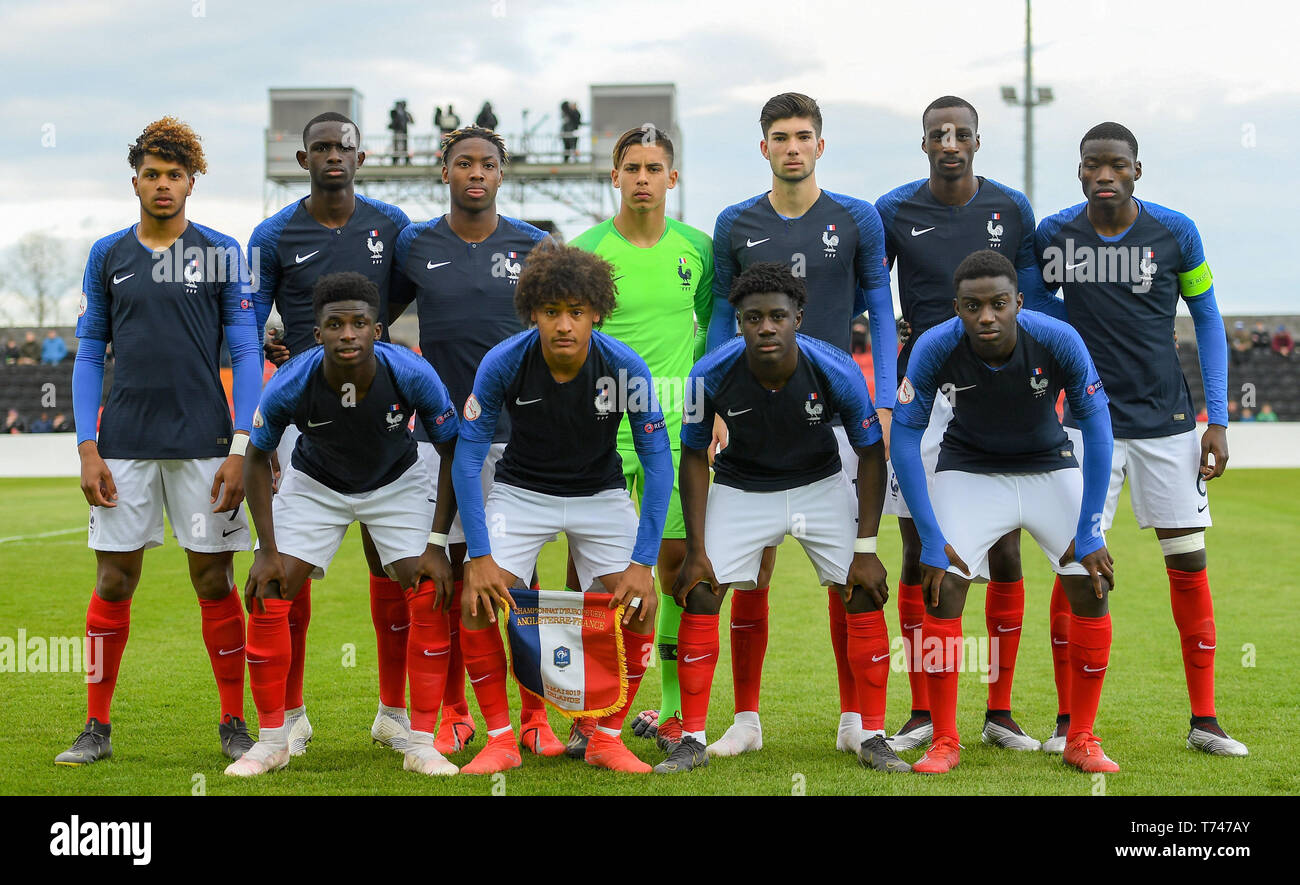 the-france-team-during-the-2019-uefa-european-under-17-championship-group-b-match-at-the-city-calling-stadium-longford-T747AY.jpg