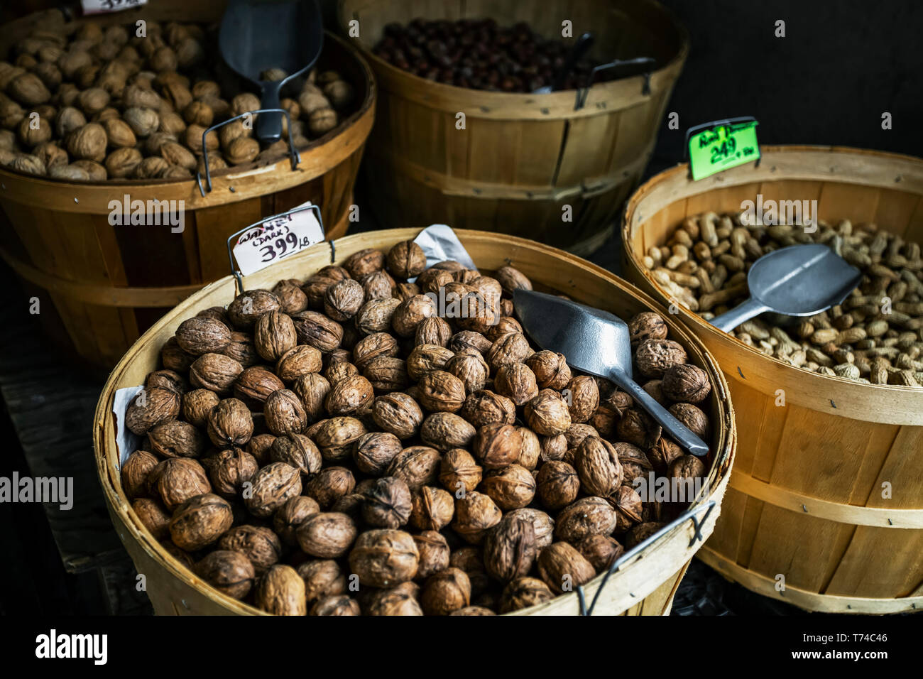 Walnut whole hires stock photography and images Alamy