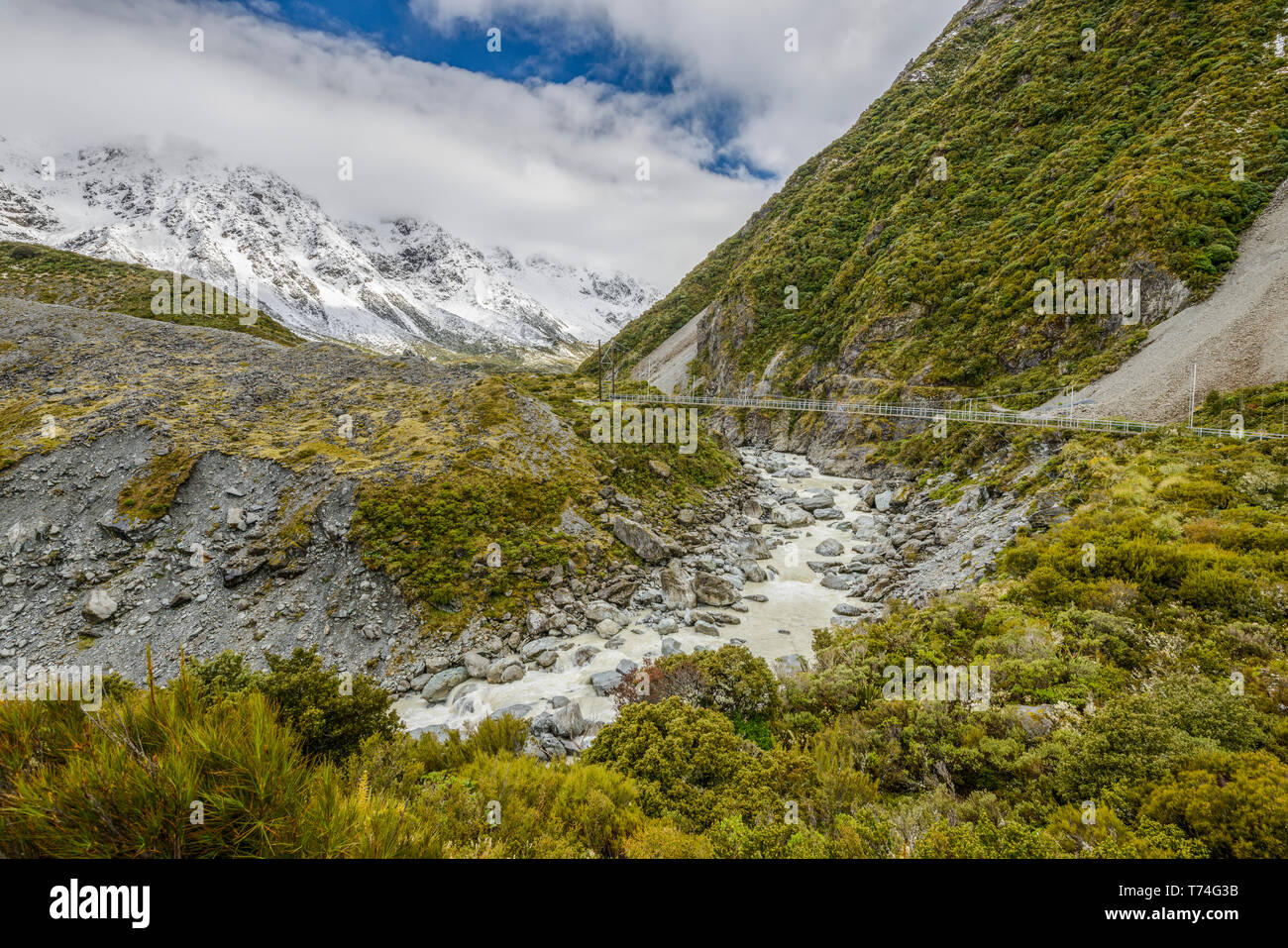 Mount cook bridge new zealand hi-res stock photography and images - Alamy